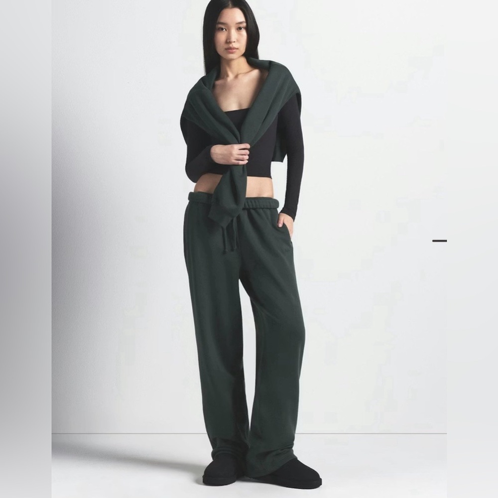 Skims Straight Leg Cotton Fleece in Spruce